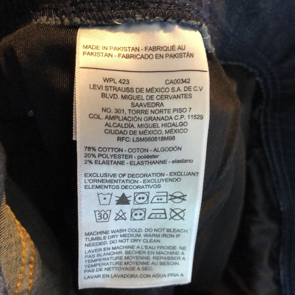 Women’s size 8 signature by Levi Strauss totally slimming pull on skinny jeans - Picture 8 of 12